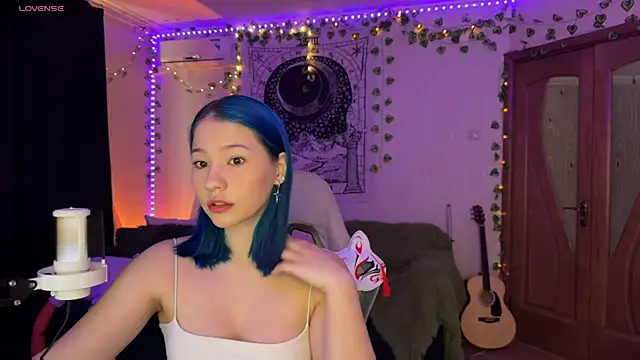 Snapshot of Traharaa chatting on 01-05-25, 08:00 Traharaa online show from 01-05-25, 08:00