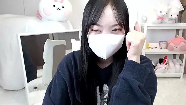 momo room online show from 04-10-26, 11:28