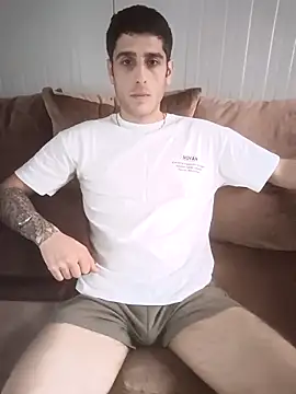 arenn1997 online show from 04-12-26, 12:19