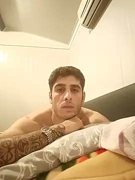 arenn1997 online show from 12-03-25, 12:23