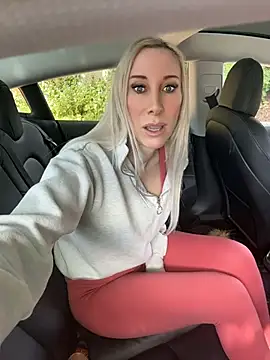 nurse-barbie online show from 05-12-26, 11:49