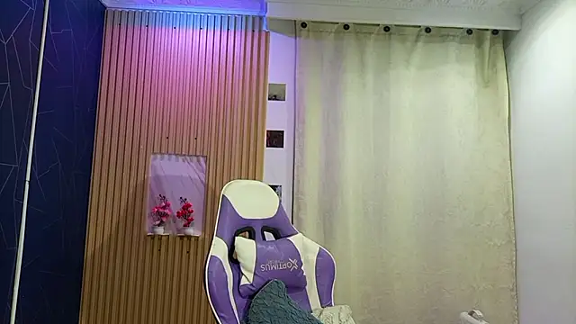 Cataleyalove ADY online show from 12-18-25, 03:11