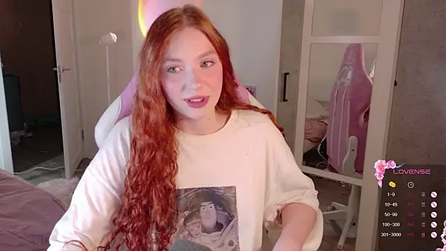 cinnabon girls online show from 11-26-25, 11:49