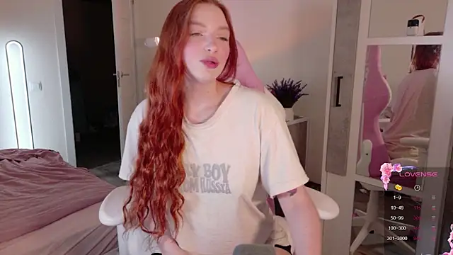 cinnabon girls online show from 11-07-25, 01:54