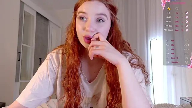 cinnabon girls online show from 09-23-25, 12:01