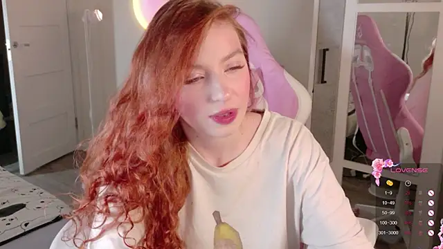 cinnabon girls online show from 12-19-25, 12:25