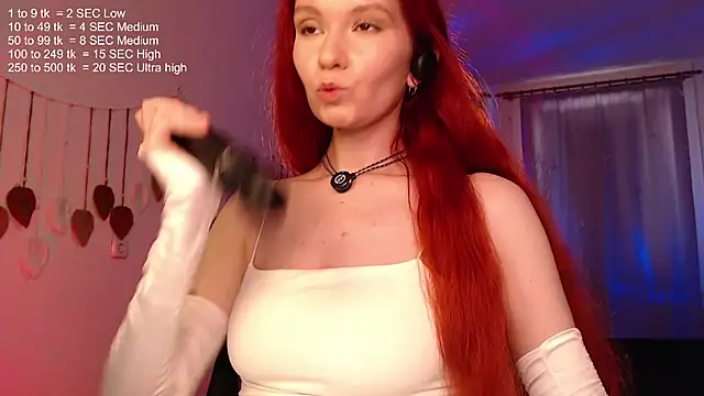 Snapshot of Mayrumey chatting on 07-15-26, 01:18 Mayrumey online show from 07-15-26, 01:18