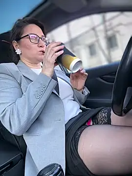 Snapshot of ZhenjaPoledance chatting on 03-19-26, 08:36 ZhenjaPoledance online show from 03-19-26, 08:36