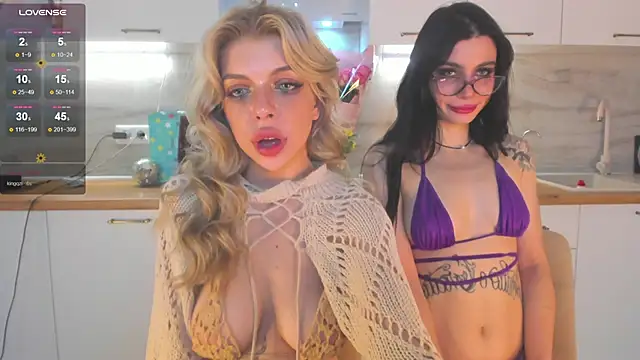 Snapshot of Hannah_Carr chatting on 12-24-24, 11:00 Hannah Carr online show from 12-24-24, 11:00