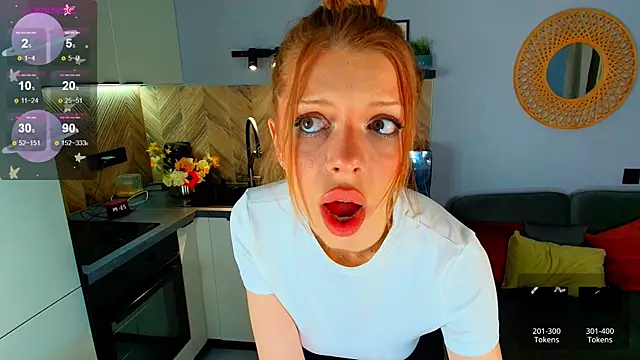 Hannah Carr online show from 04-09-26, 08:15