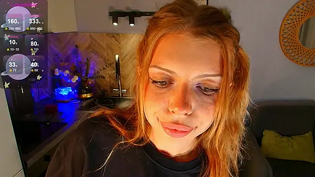 Snapshot of Hannah_Carr chatting on 06-18-26, 05:18 Hannah Carr online show from 06-18-26, 05:18