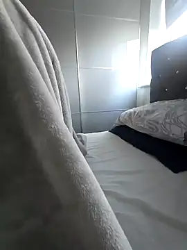 Hardmard online show from 12-30-24, 03:12