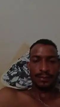 Snapshot of Ursonego chatting on 10-24-25, 12:20 Ursonego online show from 10-24-25, 12:20