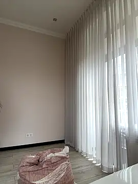 Hott Lolla online show from 10-09-25, 07:09