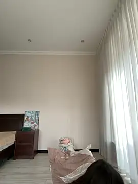 Hott Lolla online show from 11-26-25, 08:36