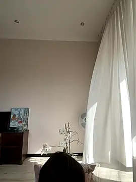 Hott Lolla online show from 09-22-25, 07:47