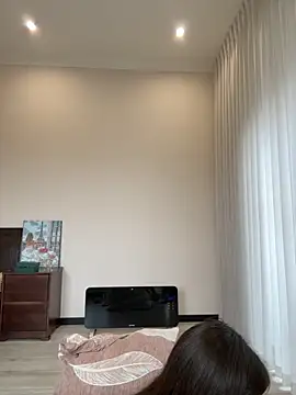 Hott Lolla online show from 10-08-25, 08:38