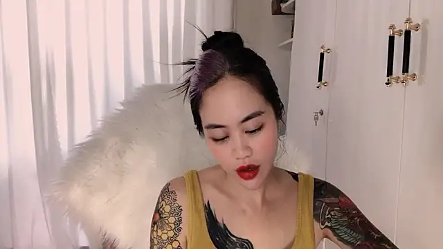 witch-39 online show from 05-10-26, 05:44