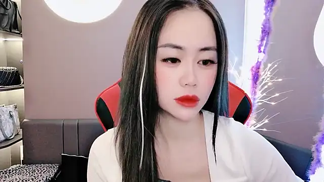 Snapshot of witch-39 chatting on 01-06-25, 12:59 witch-39 online show from 01-06-25, 12:59