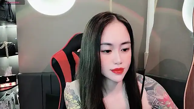 Snapshot of witch-39 chatting on 12-15-24, 03:31 witch-39 online show from 12-15-24, 03:31