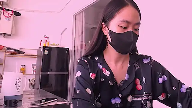 Snapshot of witch-39 chatting on 10-01-25, 05:56 witch-39 online show from 10-01-25, 05:56