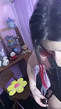 corallwells online show from 12-13-25, 11:11