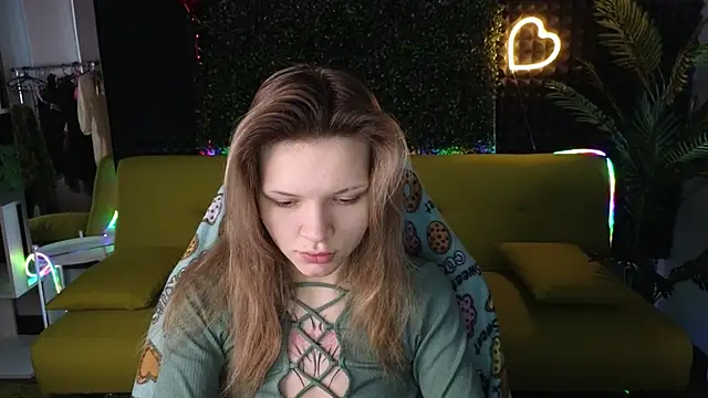 LitaBrom online show from 03-13-25, 01:43