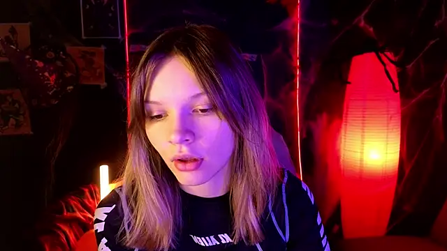 LitaBrom online show from 10-19-25, 01:41