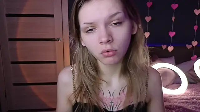 LitaBrom online show from 02-18-25, 01:32