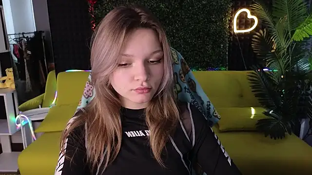 LitaBrom online show from 03-03-25, 08:08