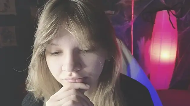 LitaBrom online show from 10-20-25, 01:40