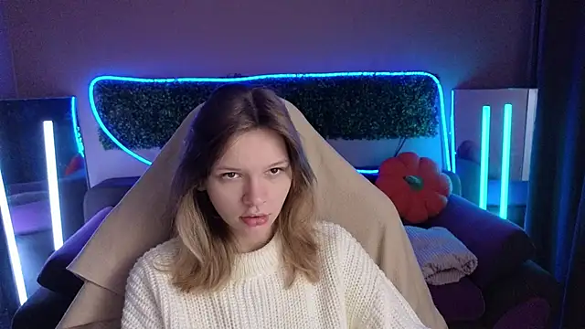 LitaBrom online show from 11-15-25, 02:04