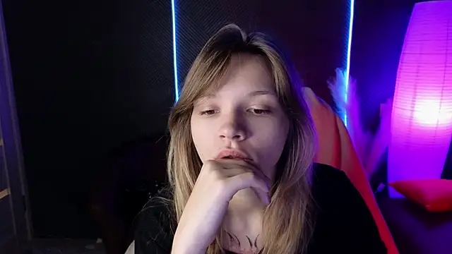 LitaBrom online show from 10-05-25, 01:40