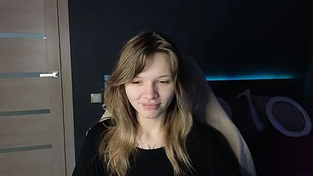 LitaBrom online show from 10-03-25, 01:42