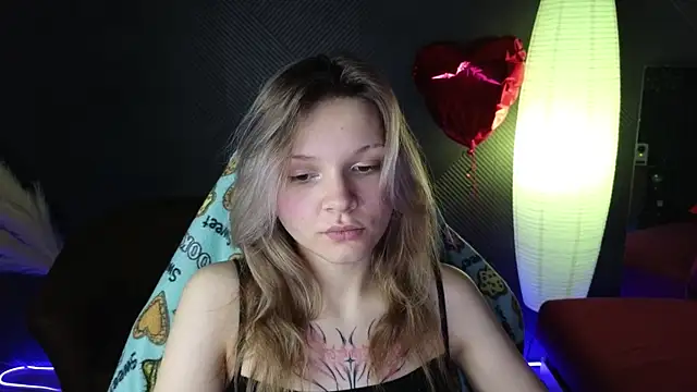 LitaBrom online show from 03-18-25, 04:18