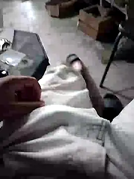 eljefedamino1994 online show from 06-11-26, 10:12