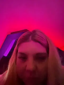 LenaundLeon online show from 03-11-25, 05:02