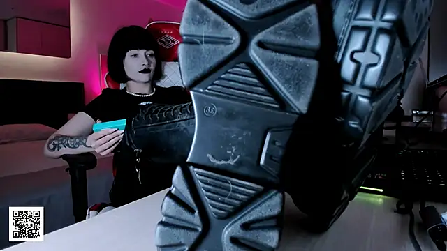  Goddess Misha  online show from 12-01-25, 08:53