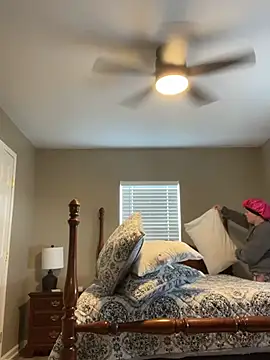 lezbean24 online show from 02-14-26, 05:57