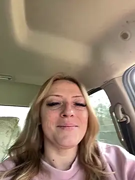 lezbean24 online show from 03-06-26, 04:02