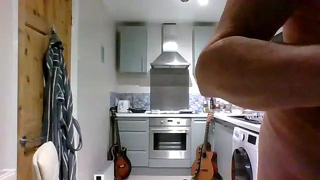 jimmybenido online show from 12-18-25, 05:50