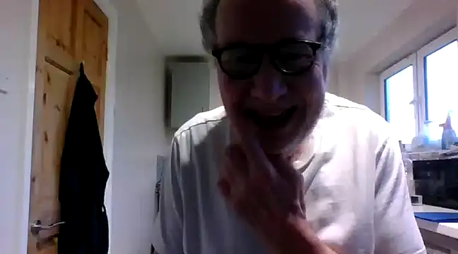 Snapshot of jimmybenido chatting on 02-04-25, 05:12 jimmybenido online show from 02-04-25, 05:12