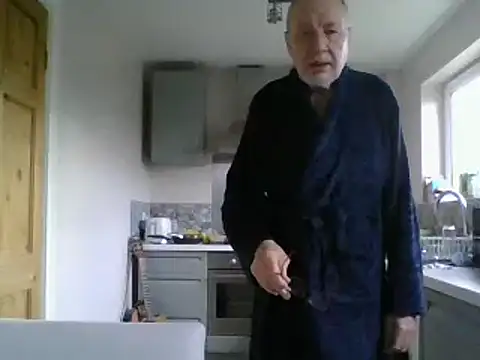 Snapshot of jimmybenido chatting on 03-16-25, 05:17 jimmybenido online show from 03-16-25, 05:17