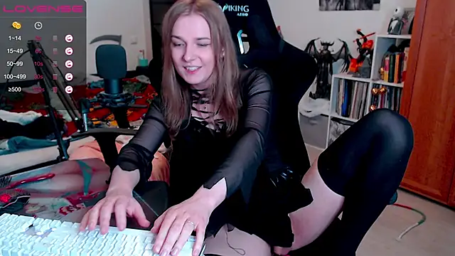 stellablondy online show from 12-17-24, 02:55