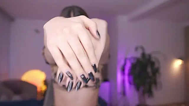 honeyann08 online show from 09-19-25, 10:36