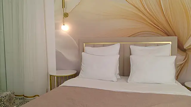 CamillaLarson online show from 02-25-26, 03:18