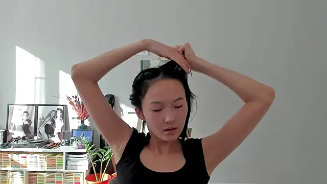 Snapshot of ailey_chao chatting on 04-06-26, 02:40 ailey chao online show from 04-06-26, 02:40