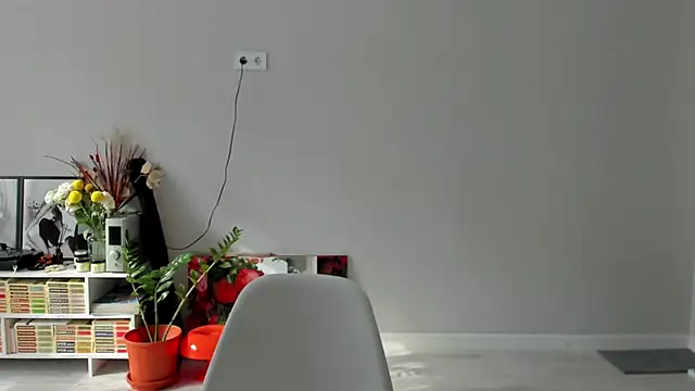 Snapshot of ailey_chao chatting on 06-19-26, 02:17 ailey chao online show from 06-19-26, 02:17
