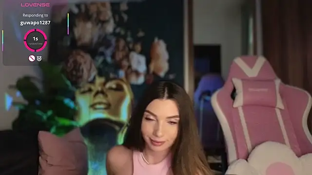 ReyaSophia online show from 02-20-26, 10:12