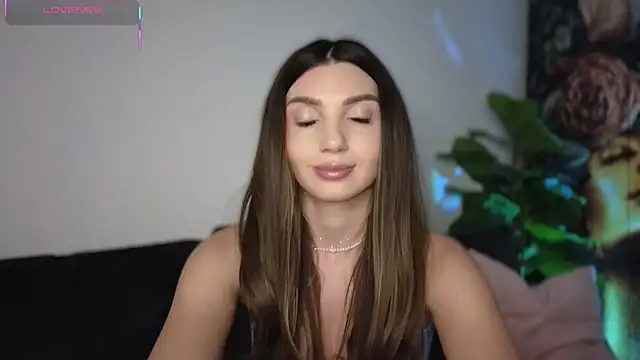 ReyaSophia online show from 02-26-26, 08:53